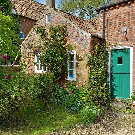 Berry Barn Villa Strubby Bagian luar foto
