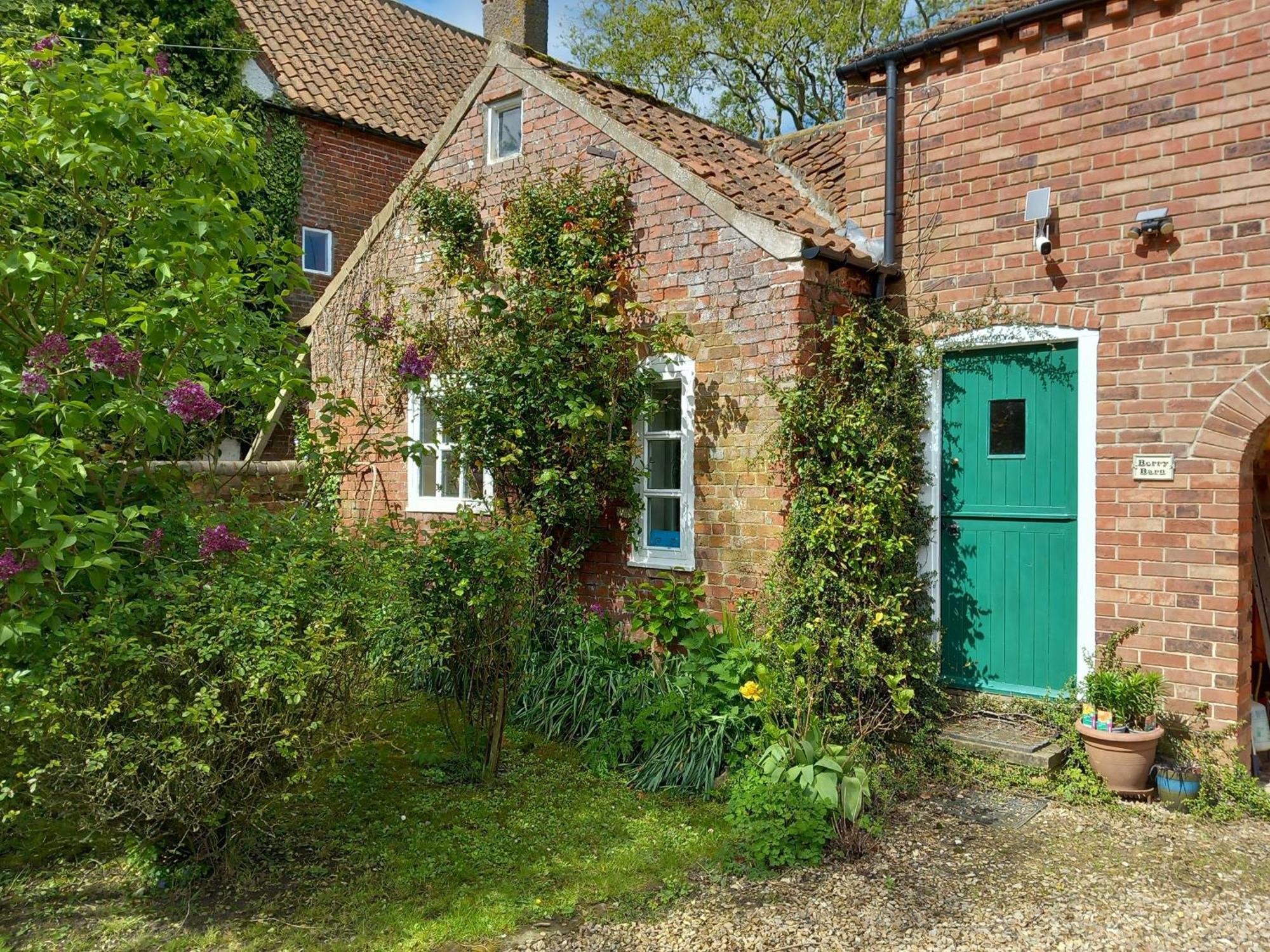 Berry Barn Villa Strubby Bagian luar foto